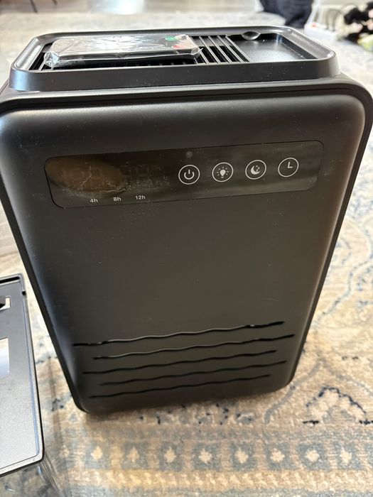 Dezumidificator cu telecomanda