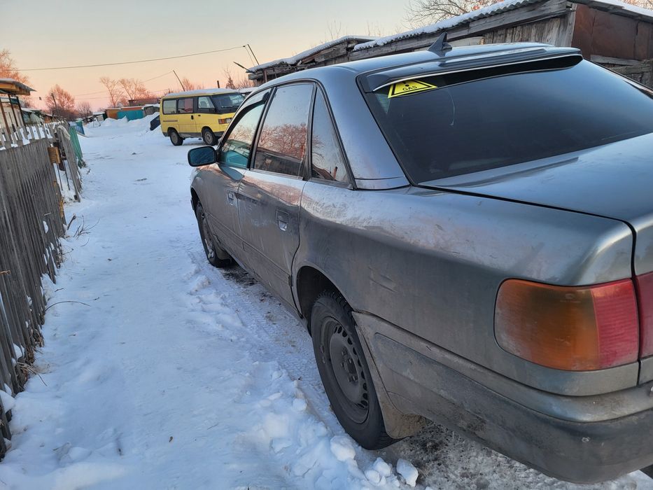 Продам ауди 100 с4