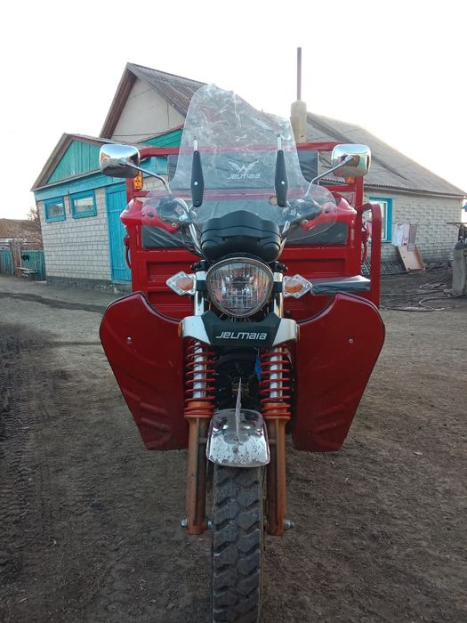 Продам трицикл новый