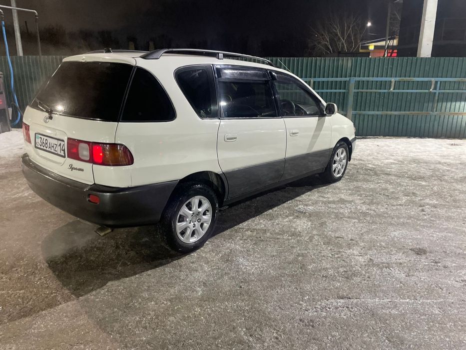 Toyota Ipsum 1997 г