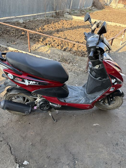 Скутер продаю в отличном состояние