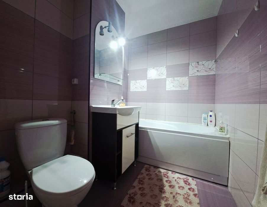Apartament 3 camere, renovat | 2 băi | Zona - Spitalul Județean