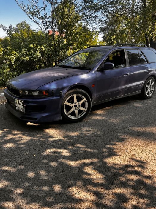 Митсубиси Легнум