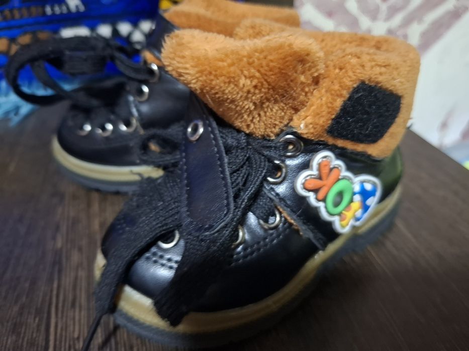 Обувь детский на осень и весна