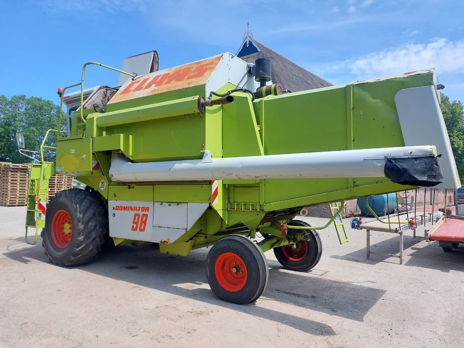 Claas Dominator 98