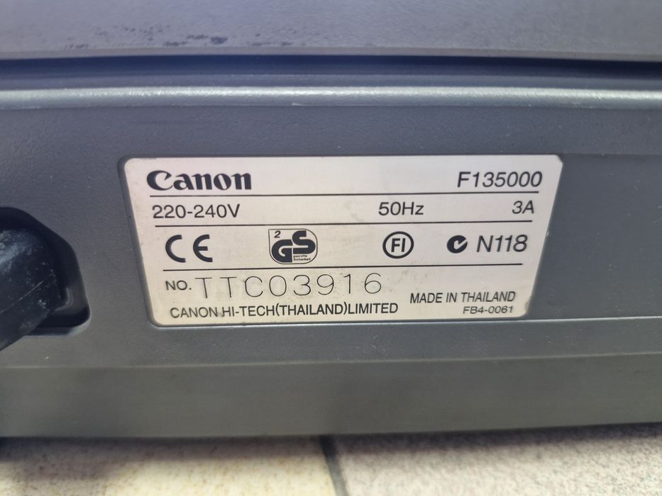 Продам ксерокс  Canon б/у 10000 тг.
