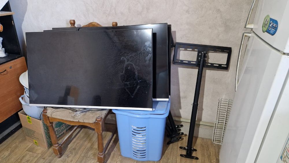 Кронштейн телевизорға