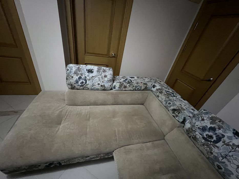 Ъглов диван с лежанка и ракла, разтегаем