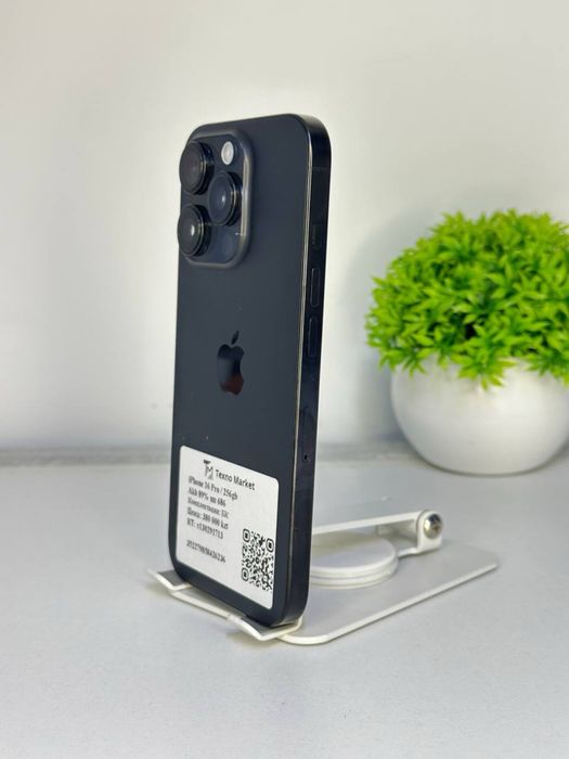 iPhone 16 Pro / 256gb / Цп 686