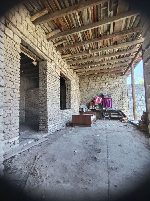 Ховли гор.больница оркасида