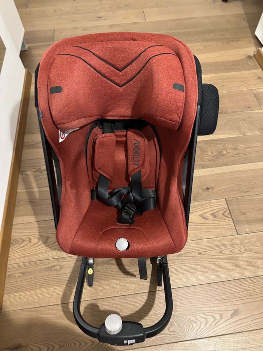 Vând Scaun Rear Facing AXKID One