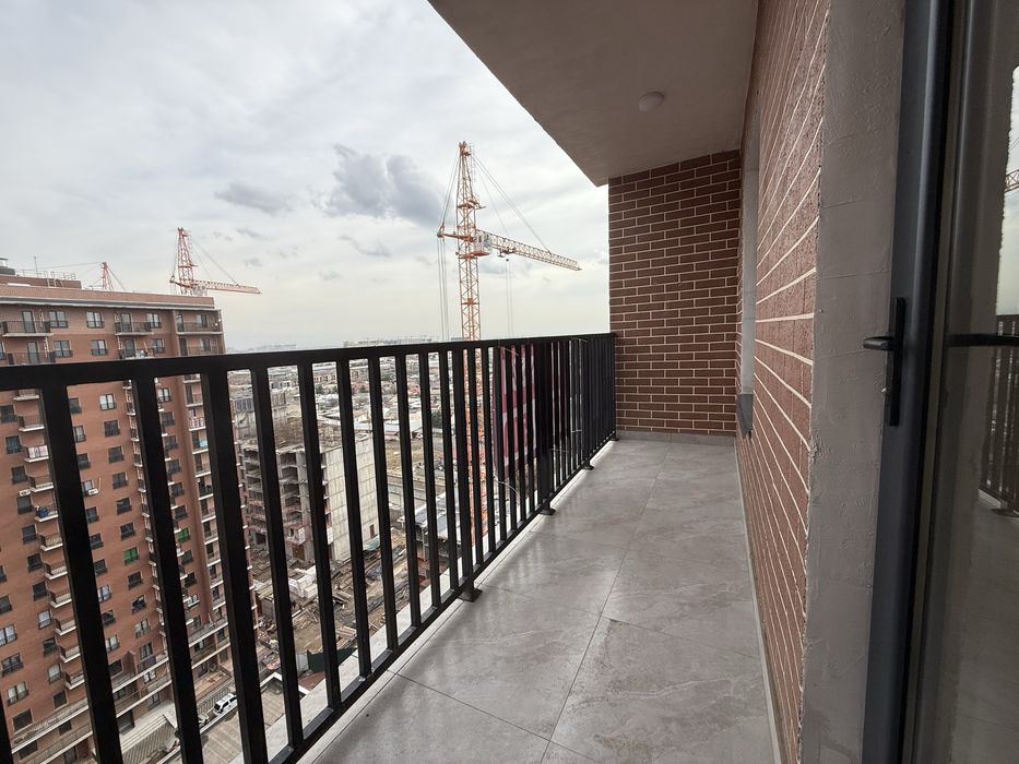 Срочно продам свою 1в2 ком. Кв. Ассалом сохил (Golden House)