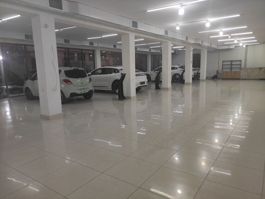 Avtosalon ijaraga beriladi