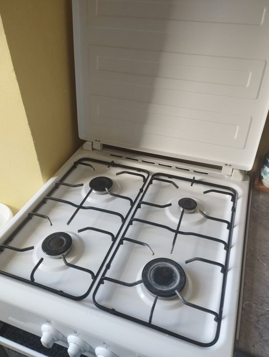 Ideal xolatda gaz plita sotiladi