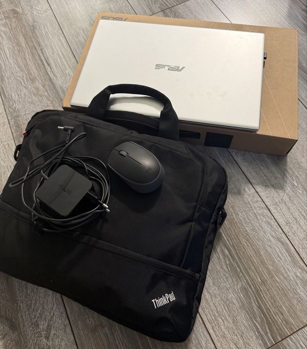 КАТО НОВ! Лаптоп ASUS Vivobook 15, 1TB HDD, 500GB SSD, Intel i5, NVIDIA