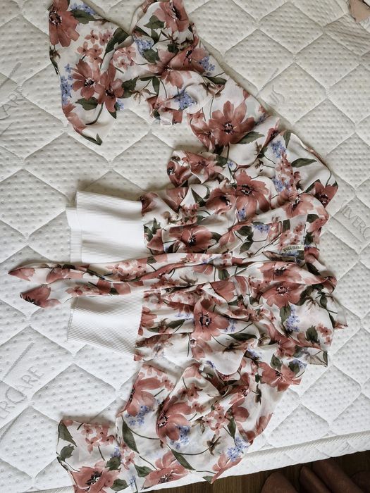 Флорална риза с ефектни ръкави