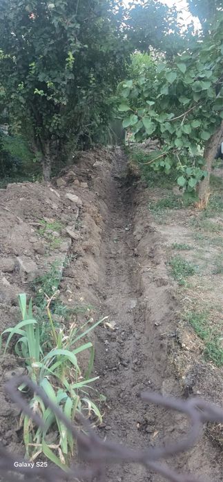 Услуги с малък багер 2.8 тона Област Добрич