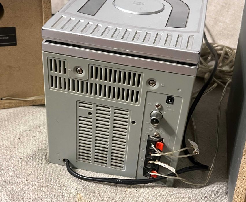 Sistem audio TCM 212839 CD radio FM AM boxe lemn functional