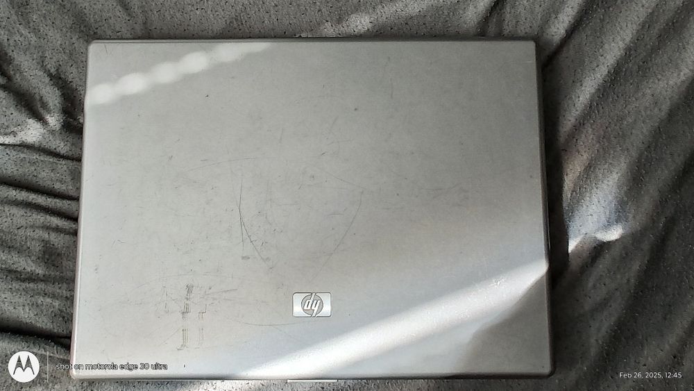 HP Compaq 6720s лаптоп за работа