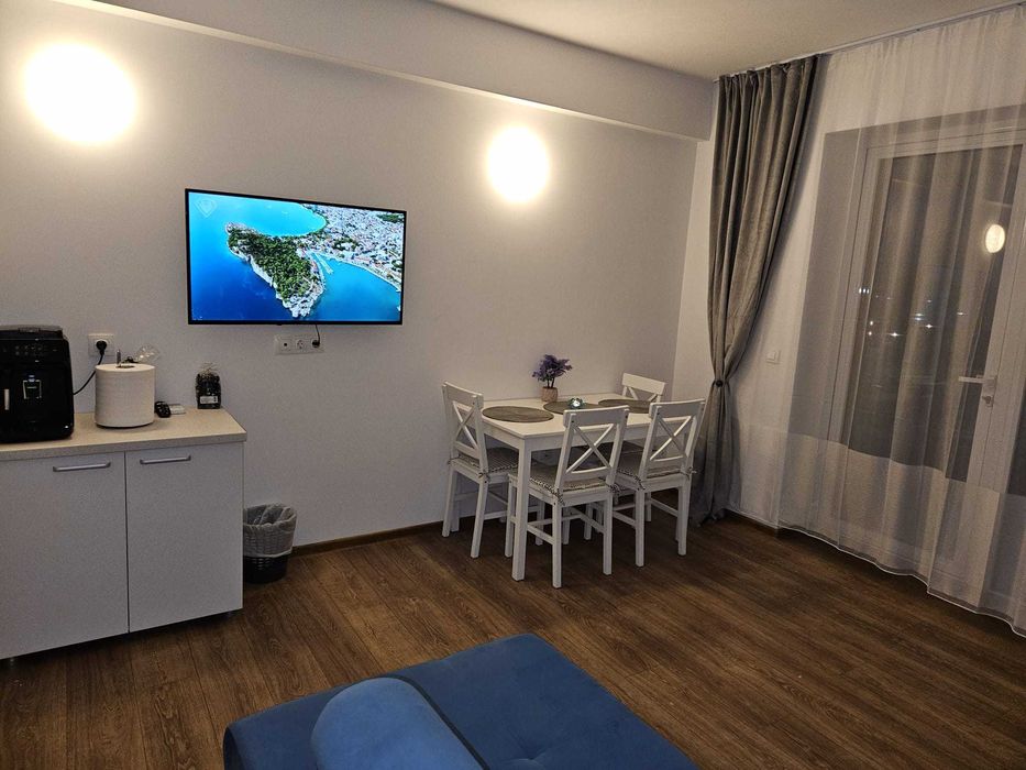 Camere cu vedere la mare de vanzare