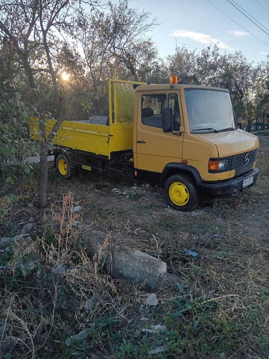 Vând Mercedes vario basculabil