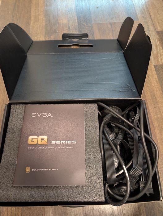 EVGA 650 GQ 650W 80+ Gold Semi-Modular PSU / Захранване