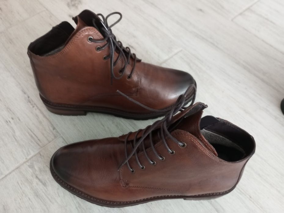 Нови модерни боти, кафяви ест. кожа и черни еко кожа