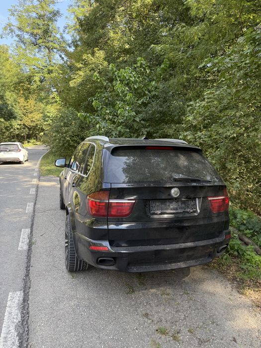Vand BMW X5 4.0D