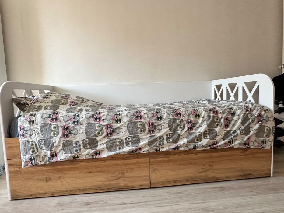 Кровать полуторка