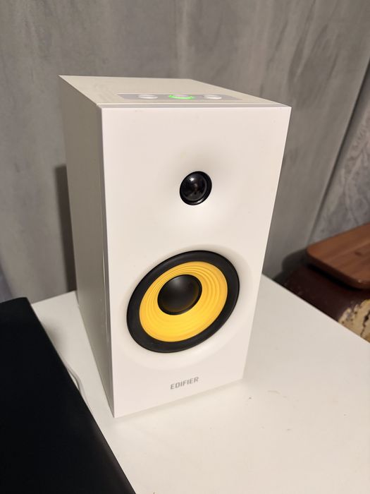 Акустическая система Edifier Bluetooth R1080BT