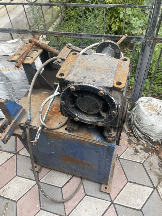 Продам шиномонтажное оборудование