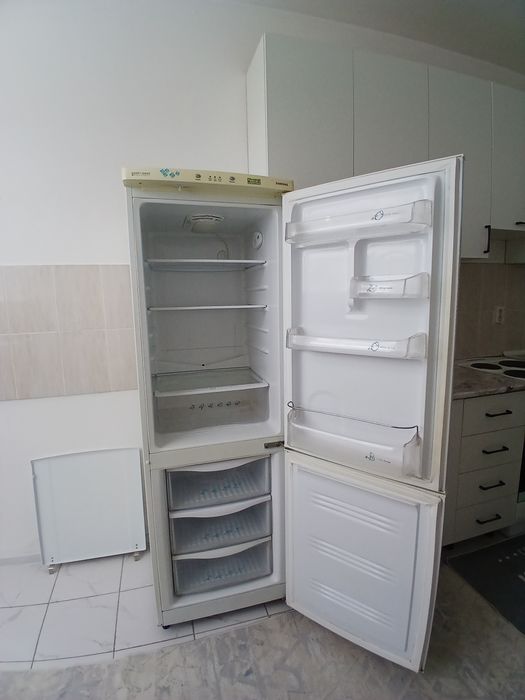 Холодильник рабочая