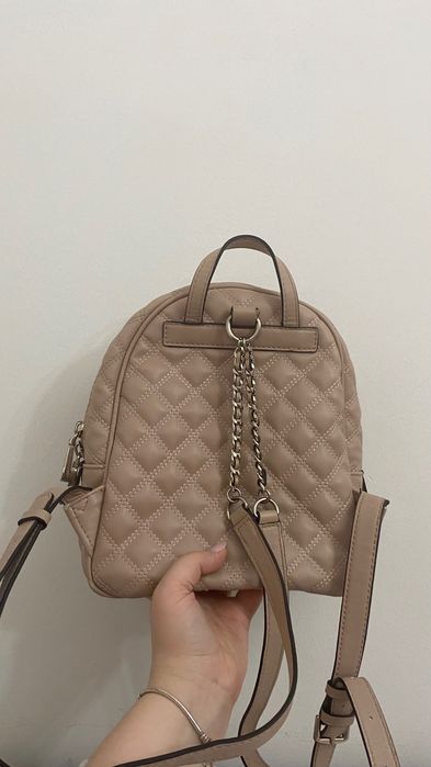 дамска раница Guess