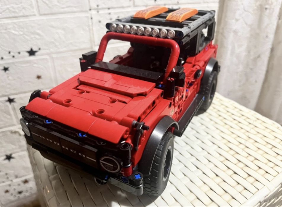 Vand LEGO Technic 42213