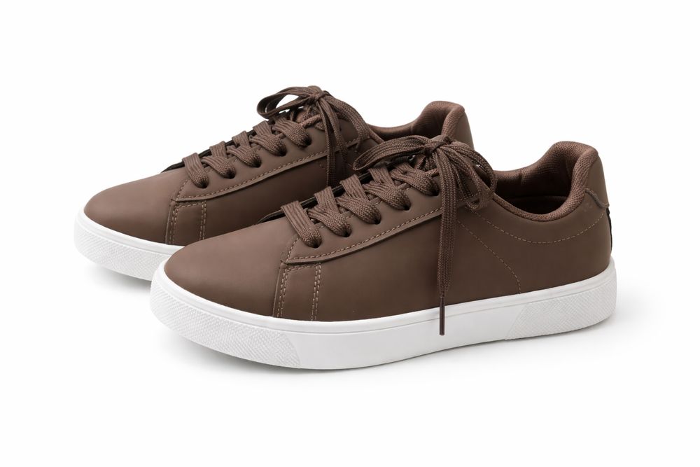 Женские кроссовки