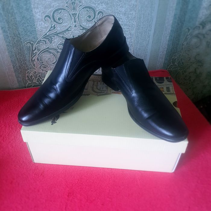 Мужские кожаные туфли