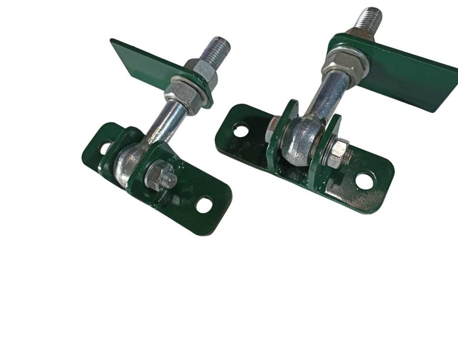 крепления на  забор скобы для сеток