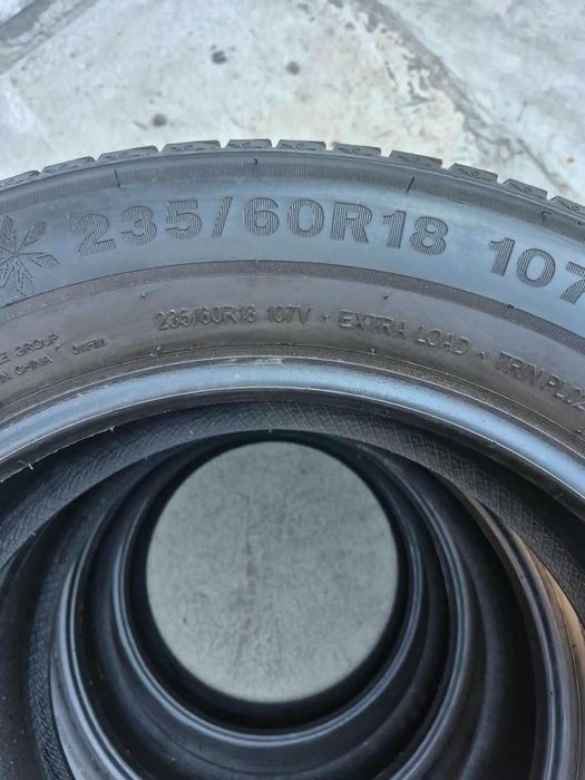 235/60R18 Triangle