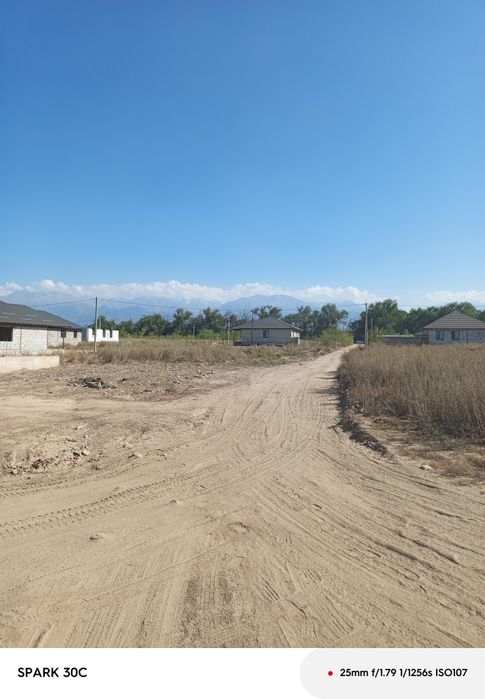 Продам участки, 300 метров от Кульджинки.