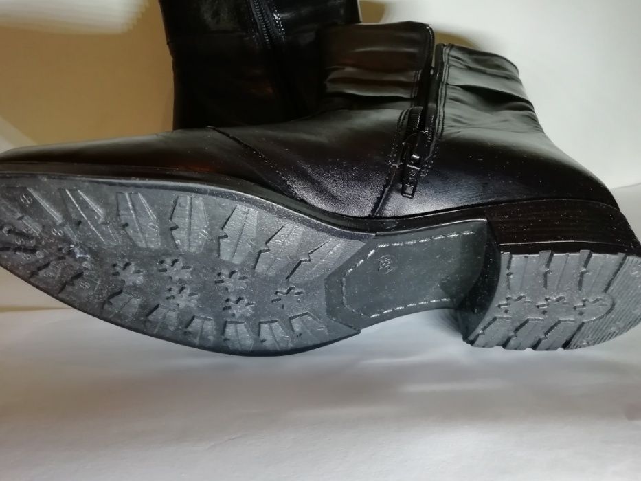 Нови дамски боти от естествена кожа 38 номер