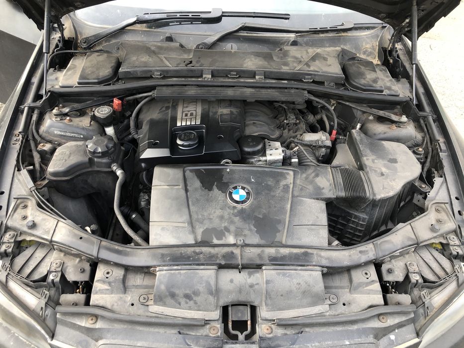Продаваме на части бмв е92 320и 170кс. Bmw e92 320i.