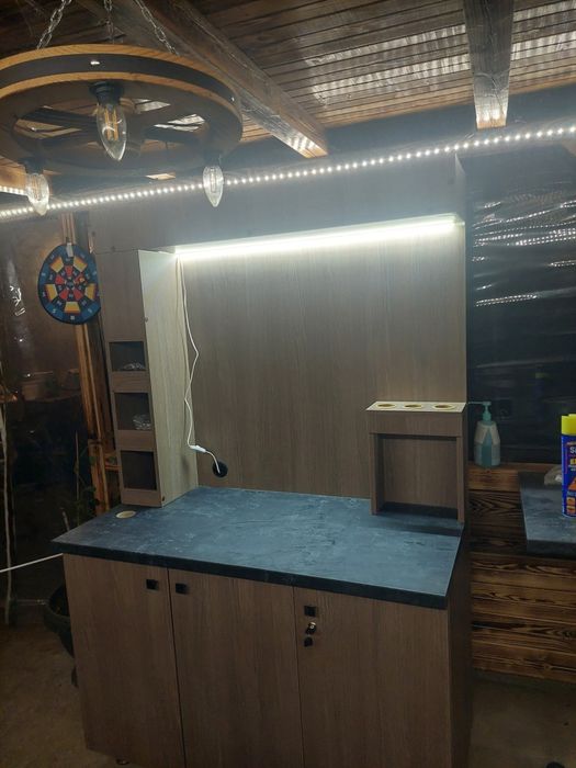 Cabinet aparat cafea la comandă