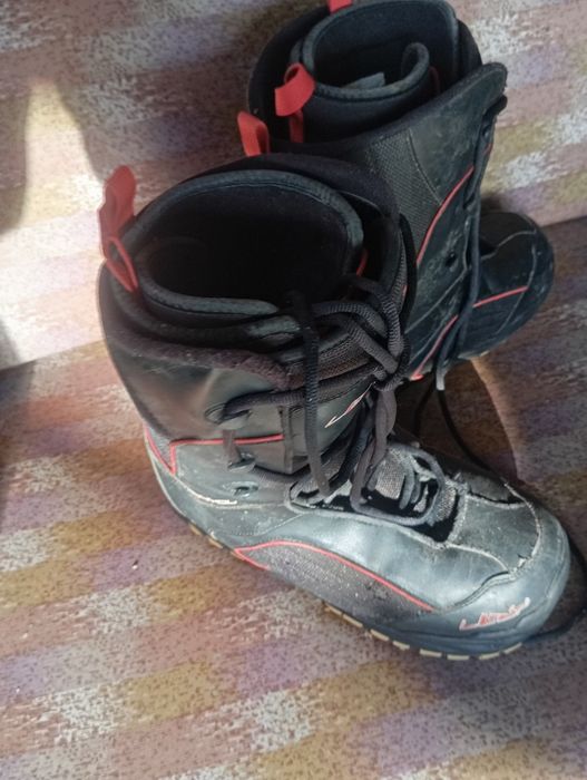 Boots  Snowboard