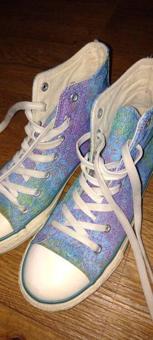 Кецове с цвят на русалка