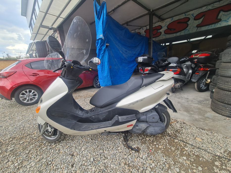 Vind scuter Yamaha 124 cmc