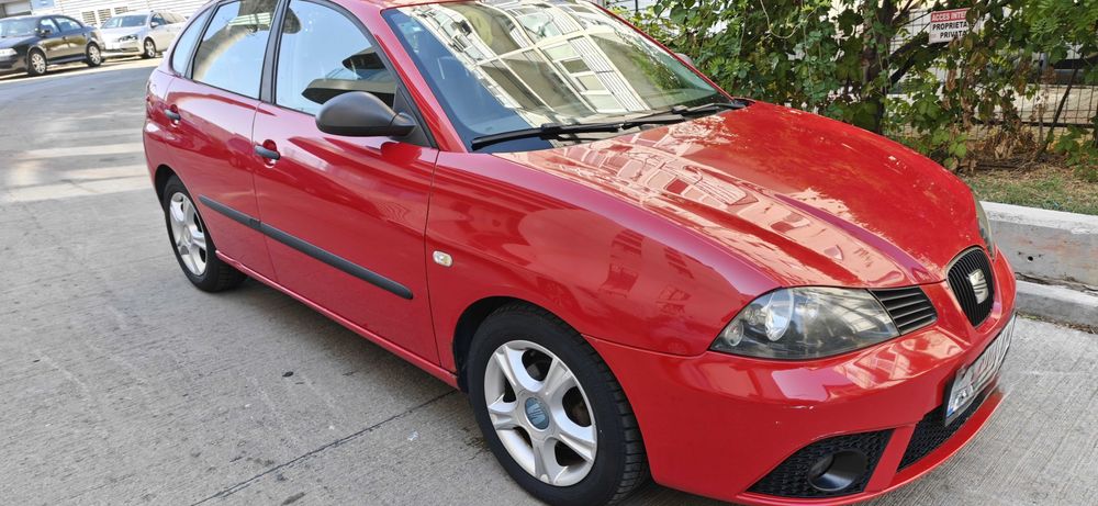 Seat Ibiza 2007 benzină, 1.700 € — imagine 1
