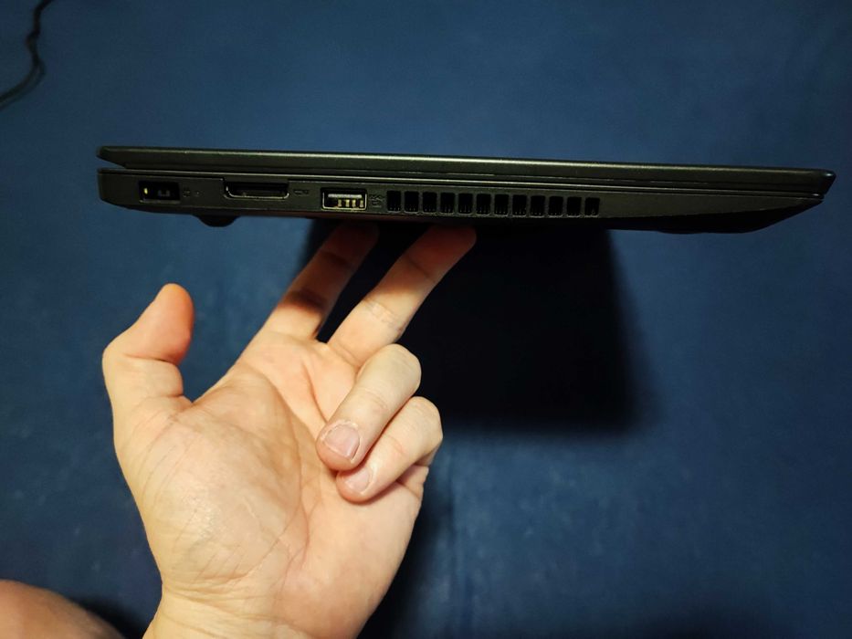 Lenovo ThinkPad 13 i3 8GB DDR4 250GB SSD M2 13" HD