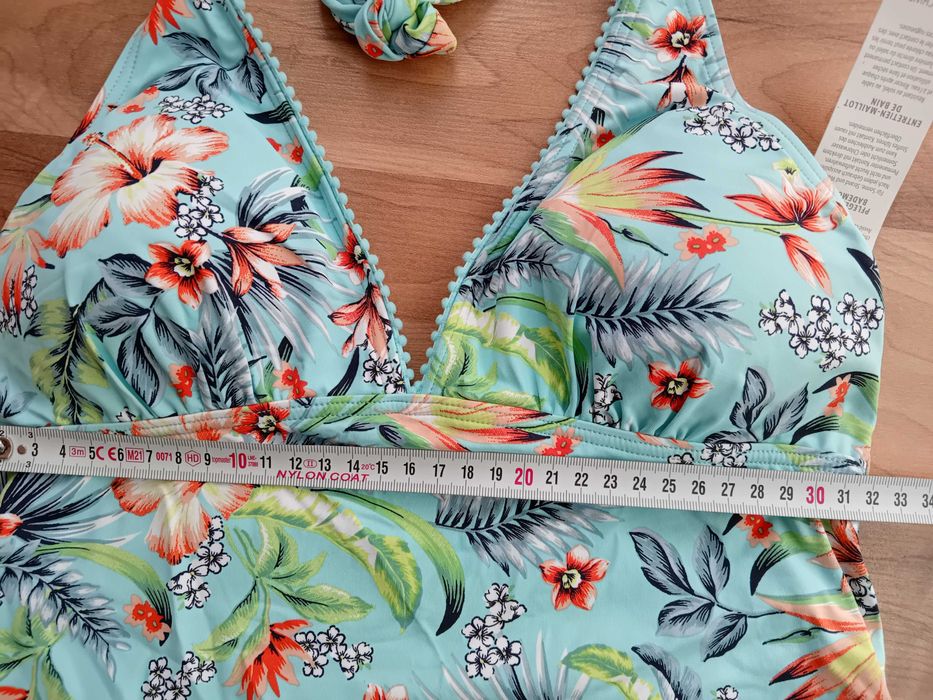 Esprit танкини нови S/38Д