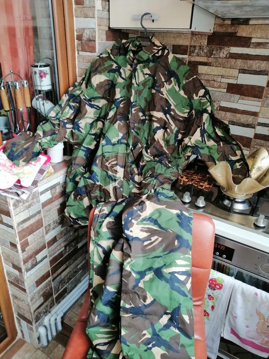 Complet protecție ploaie