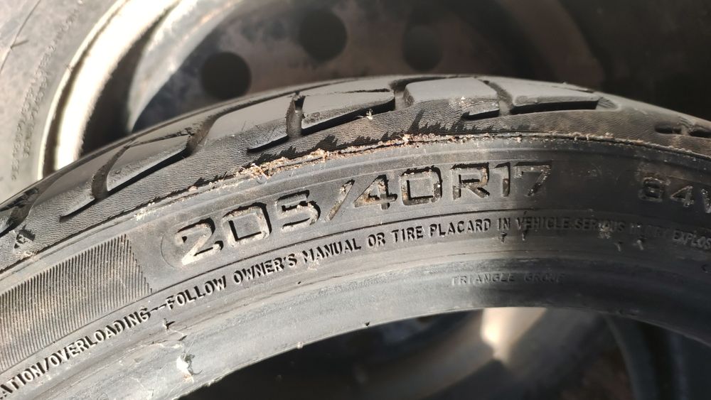 205/40/17 пара шин